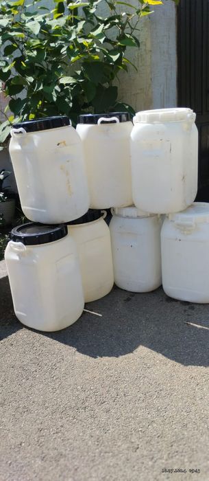 Продам бочки пластиковые