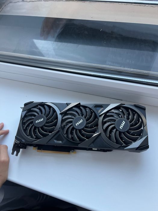 Продам видеокарту Msi Ventus 3x Rtx 3070 8gb