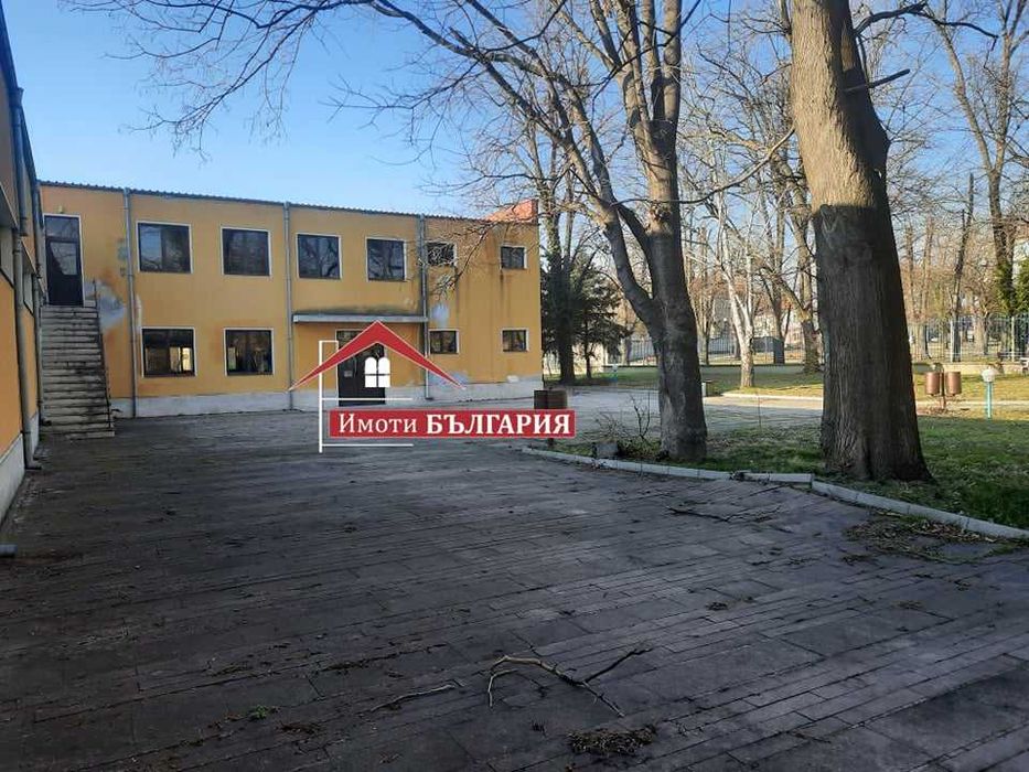 Продава се Промишлена сграда в Баня - 3924 кв.м за 383 €/кв.м - Снимка #18