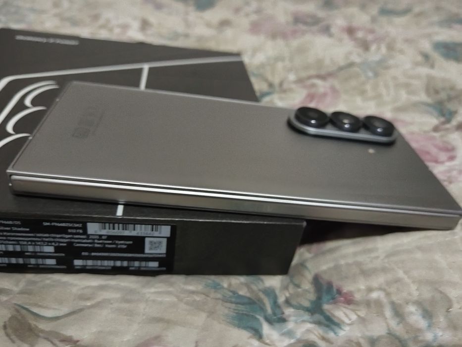 Samsung galaxy Z fold 7 . 12/512 gb.