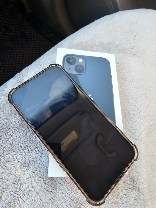 Продам айфон13 в отличном состоянии