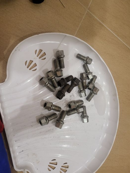 Vand Prezoane auto