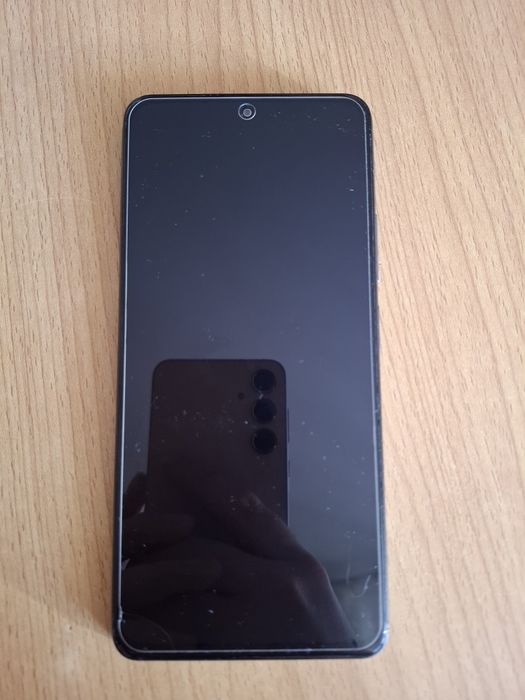 Продам Poco f3 8/256