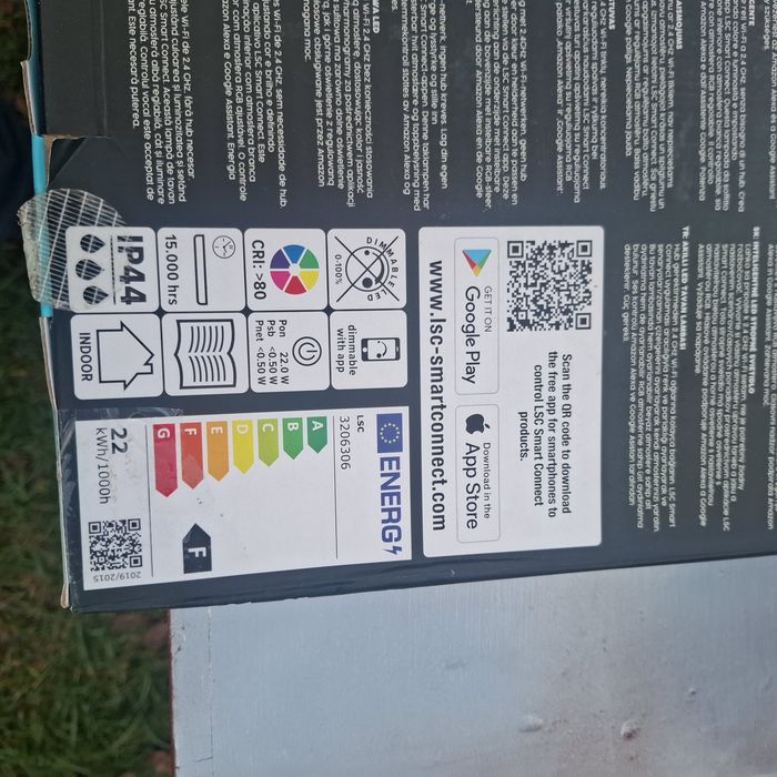 Corp iluminat Led, cu sistem inteligent conectare telefon, telecomanda, nou,  Belgia