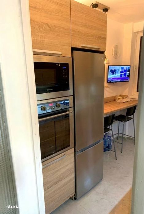 Inchiriere apartament | 3 camere | Titan | Renovat recent | Metrou 8'