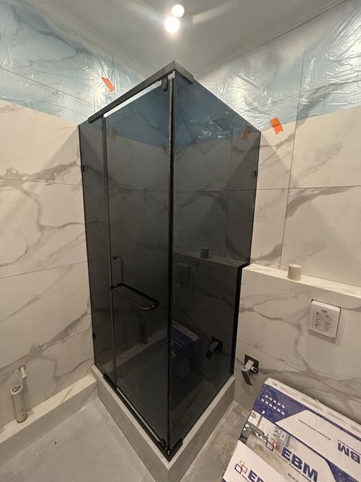 Душевые зеркала перегородки