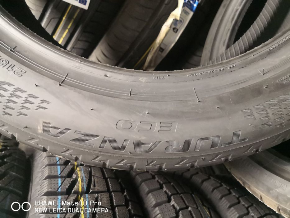 215 55 18 Bridgestone 18 цола нови гуми дот 22
