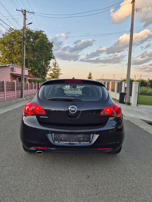 OPEL Astra 2011 — imagine 4