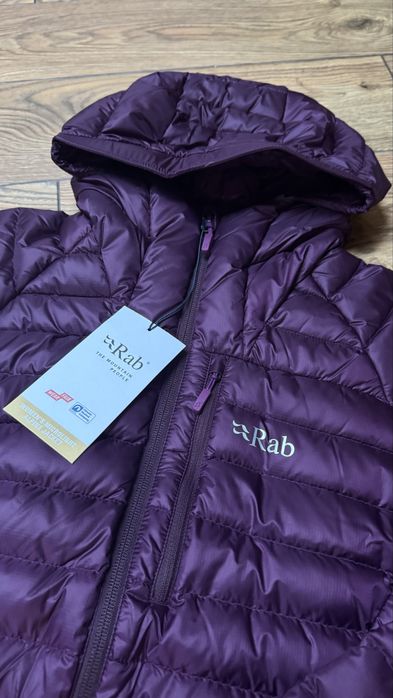 Дамско пухено яке Rab