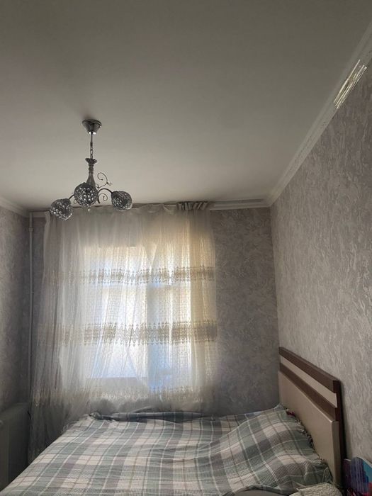 Srochna 2 xonali uy sotiladi