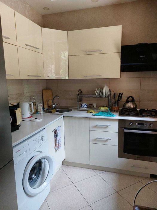 Продаётся 2/1/5 квартира в Мирзо улугбека Ор Улица художников