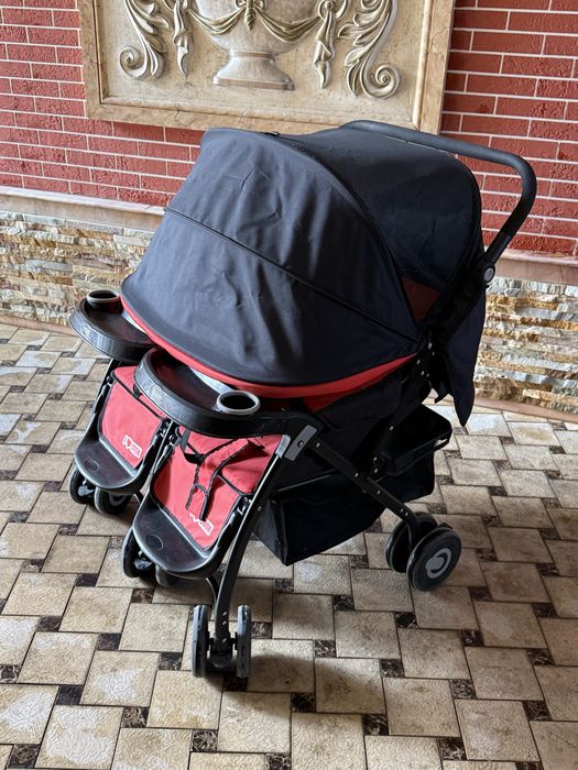 Коляска для двойни