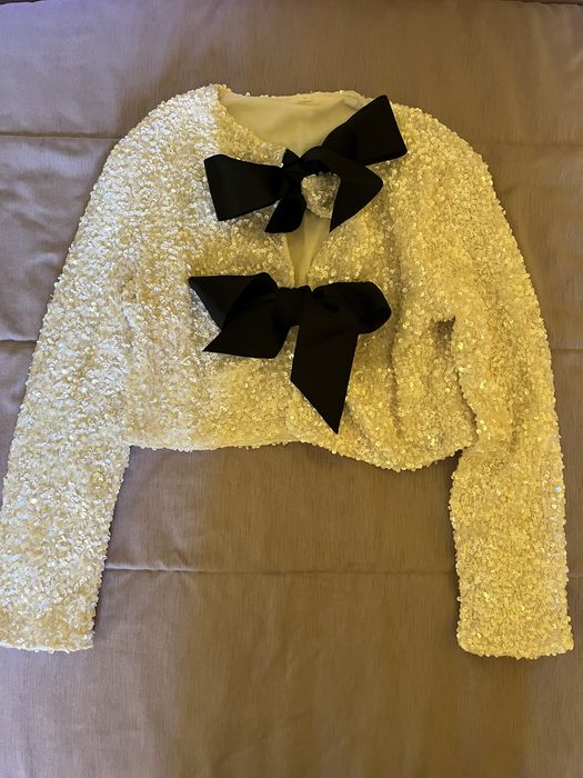 Бяла блуза с пайети