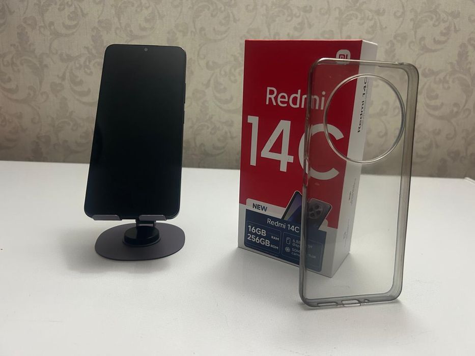 Телефон Xiaomi Redmi 14c.