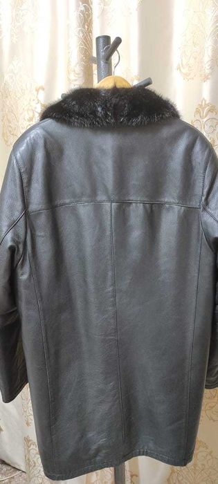 Продам мужскую дубленку