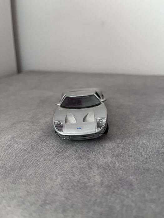 Метални колички за игра