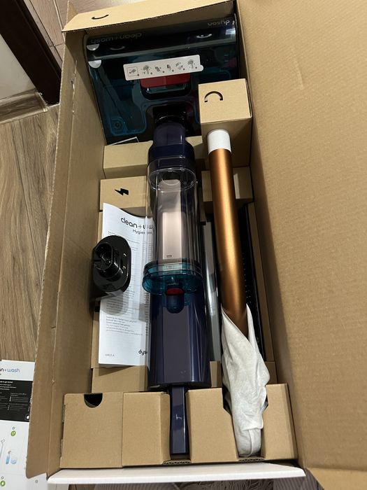 Aspirator Dyson Clean+Wash Hygiene