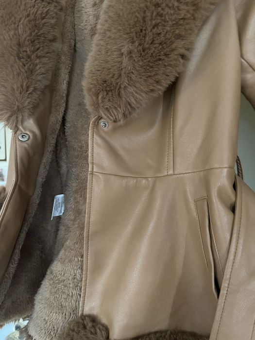 Дамско кафяво палто