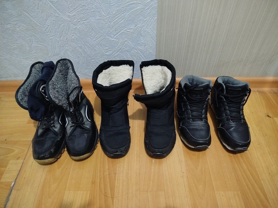 Мужские зимние обуви две аляски и кроссовки 40й размеры