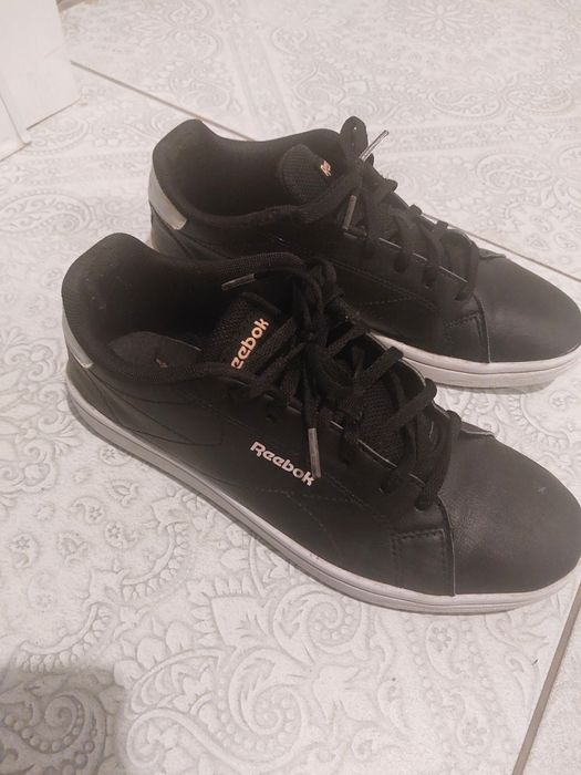 Продам кеды Reebok