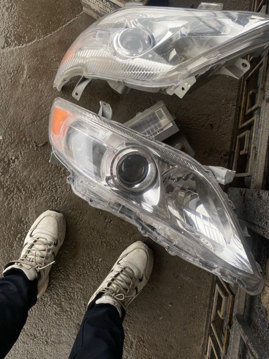 Фара Тойота камри 45
