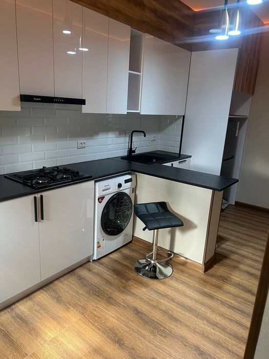 ЖК Palazzo 
Ахмад Югнакий 
Цена: 500$
• Ориентир: бешкапа 
• Комнат: 1