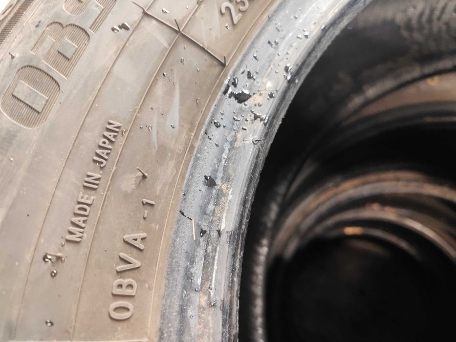 4бр.зимни гуми 235/65/16C Toyo