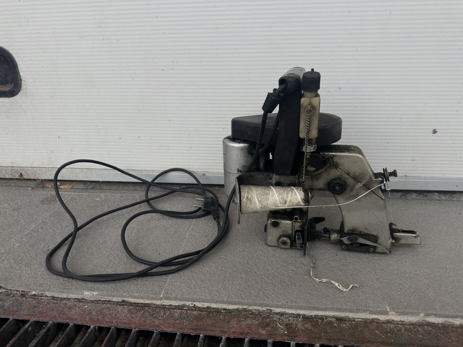 Машина за шиене на чували GK20-1A