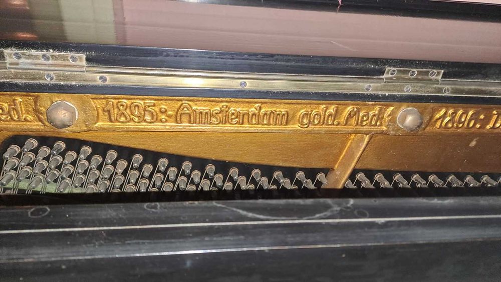 пиано от германия