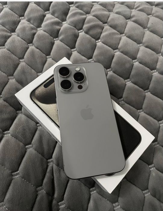 Продам Iphone 15 pro max