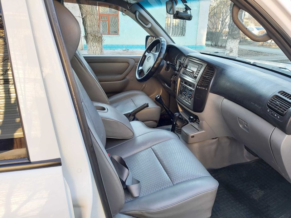 Toyota Land Cruiser 100, 2004 г.