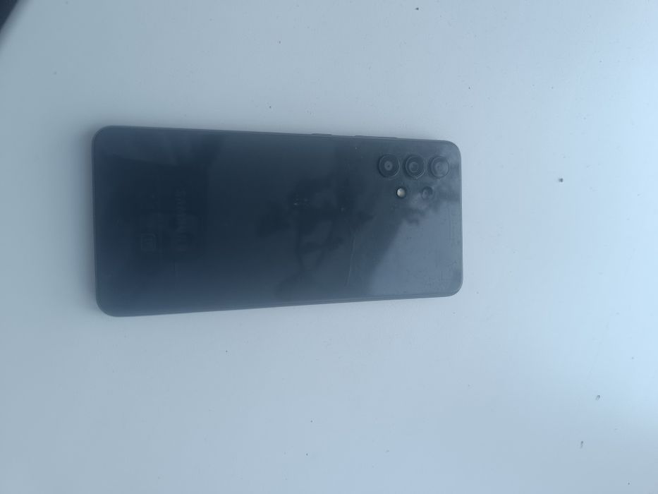 Срочно продам телефон