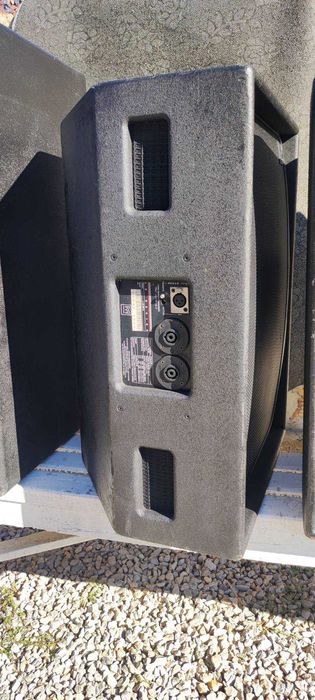 2x Martin Audio LE400B 15"/1"