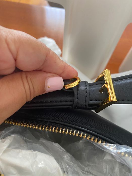 Страхотна чанта P**r ada и Chloe кожена