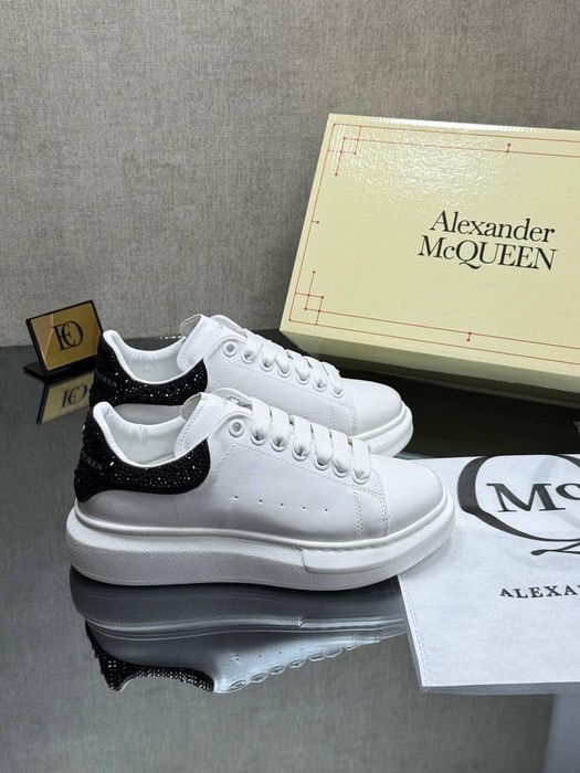 Alexander Mcqueen