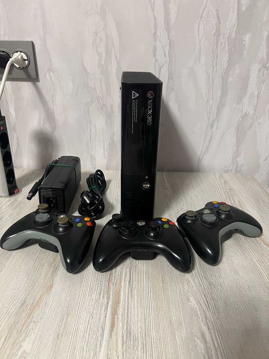 Xbox 360 e, 500 gb