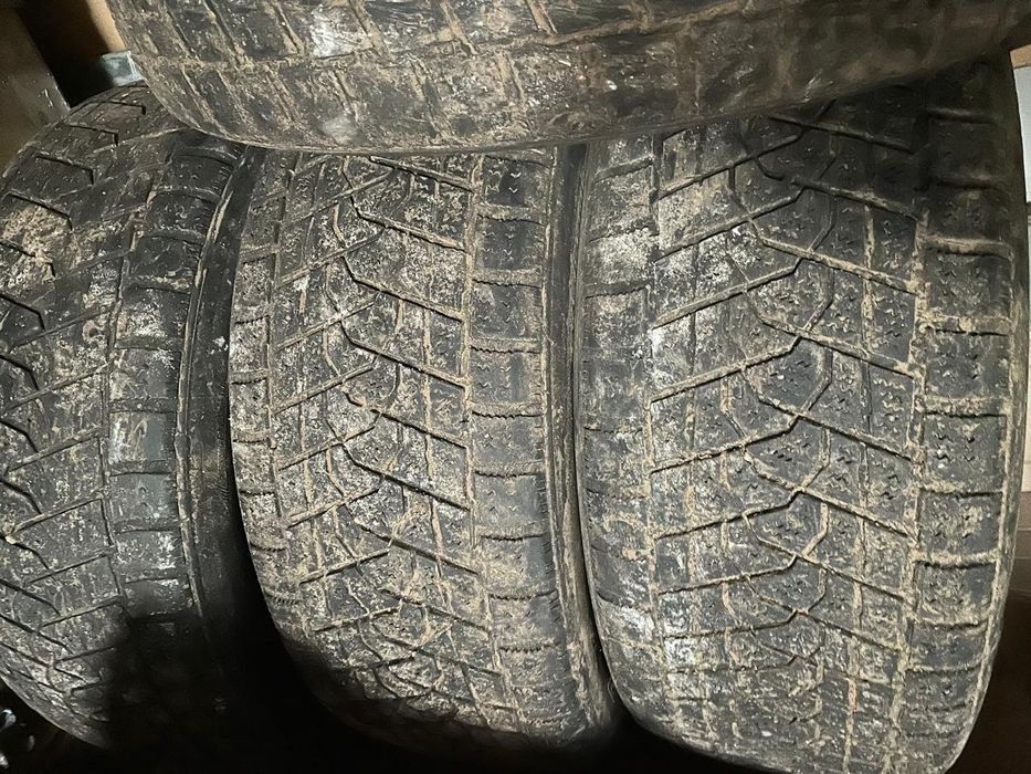 продам шины в отличном состояние