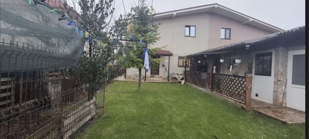 Vândem casă în localitatea Mangalia.