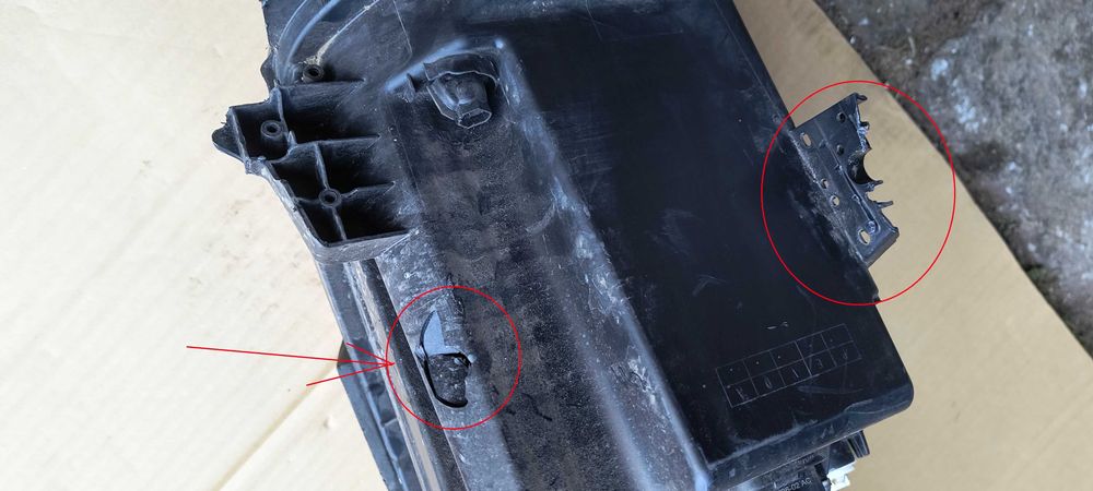 HELLA LED  260601790R / 260102899R pentru RENAULT Trafic III