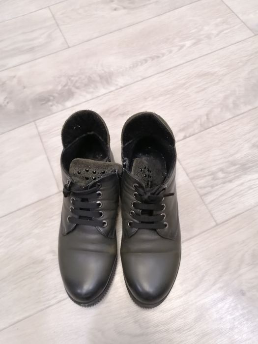 Продам кожанные ботиночки