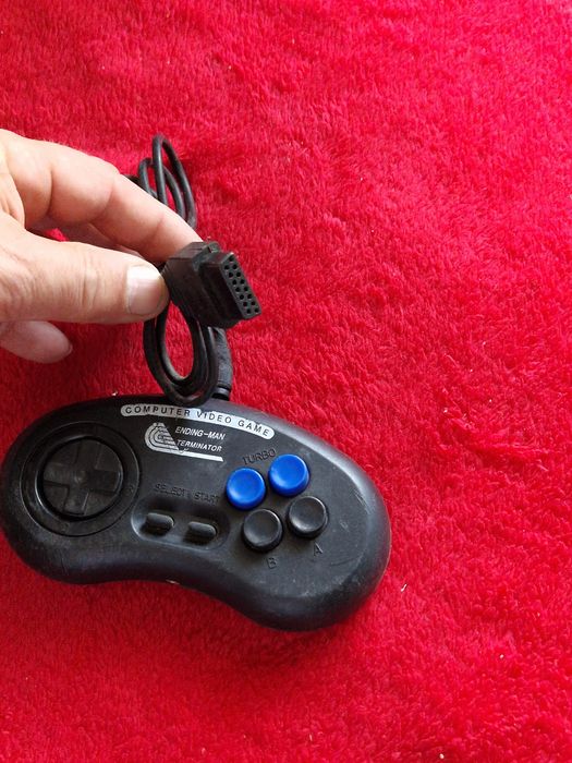 Joystick  , manetă pentru jocuri