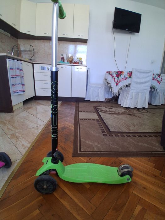 Продавам 2 детски използвани тротинетки