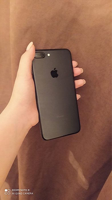 IPHONE7+ 128 гб