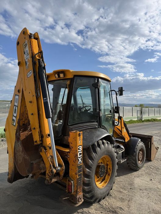 Buldoexcavator JCB 3CX AN 2010