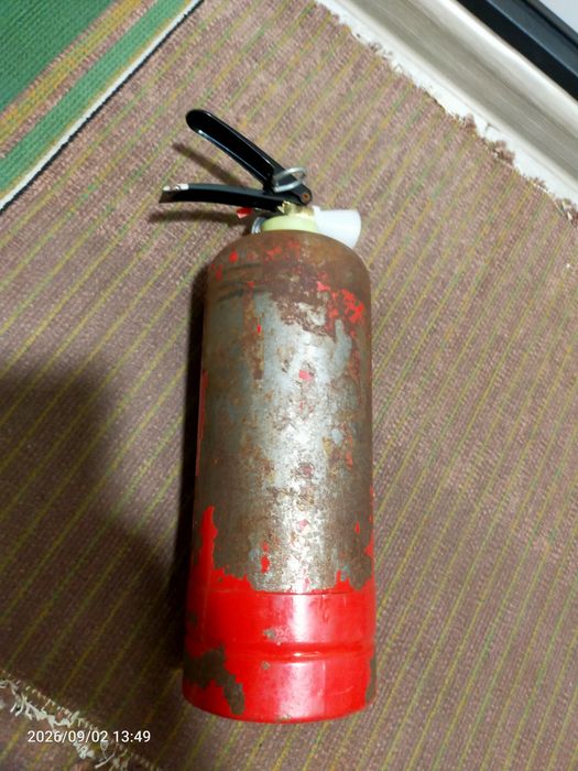 Огнетушитель порошковый ОП-2
