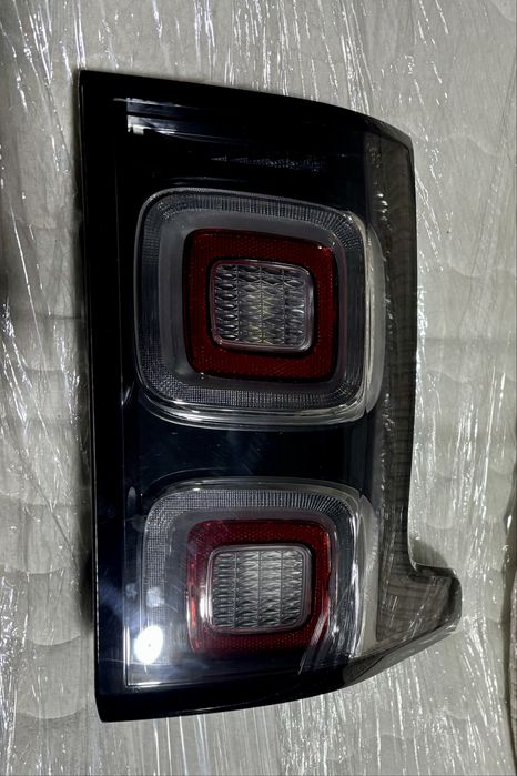 Задние фонари Range Rover L405