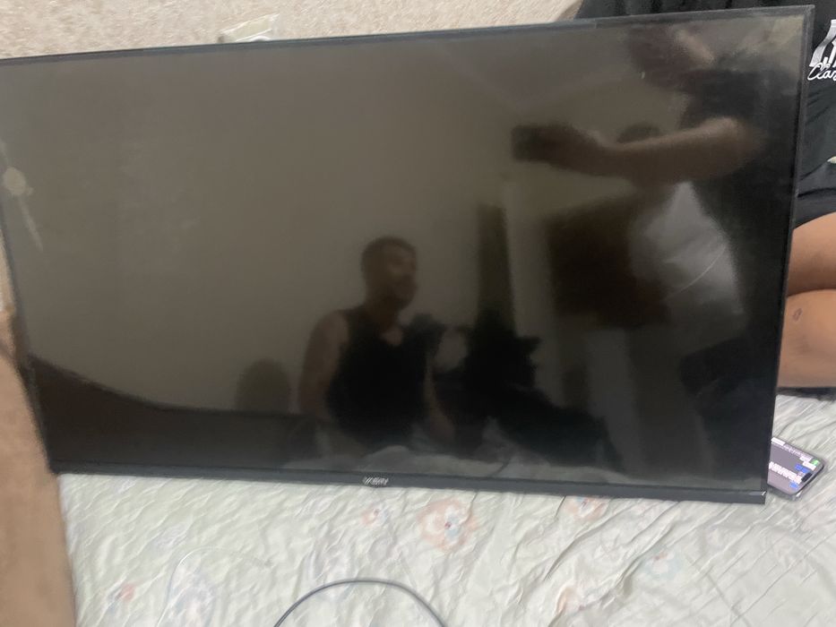 Продам 2 телевизора / на запчасти / ПРОДАМ БЫСТРО