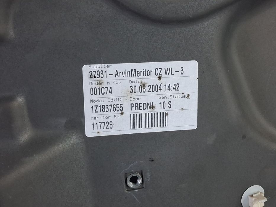 Macara stanga fata Skoda Octavia 2 2007