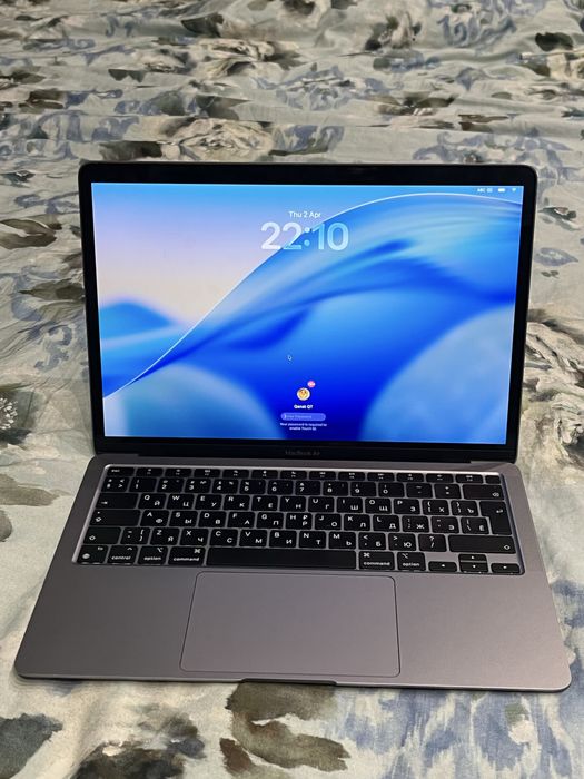 Macbook Air m1 8/256gb