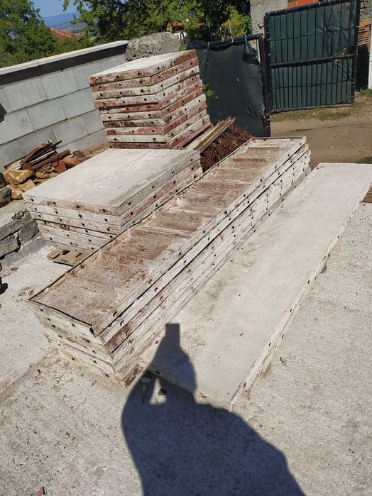 Платна 1мx1м и 2.50мx0.50м Район Септември